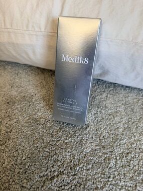 Medik8 Crystal Retinal 3 Night Serum - Silver